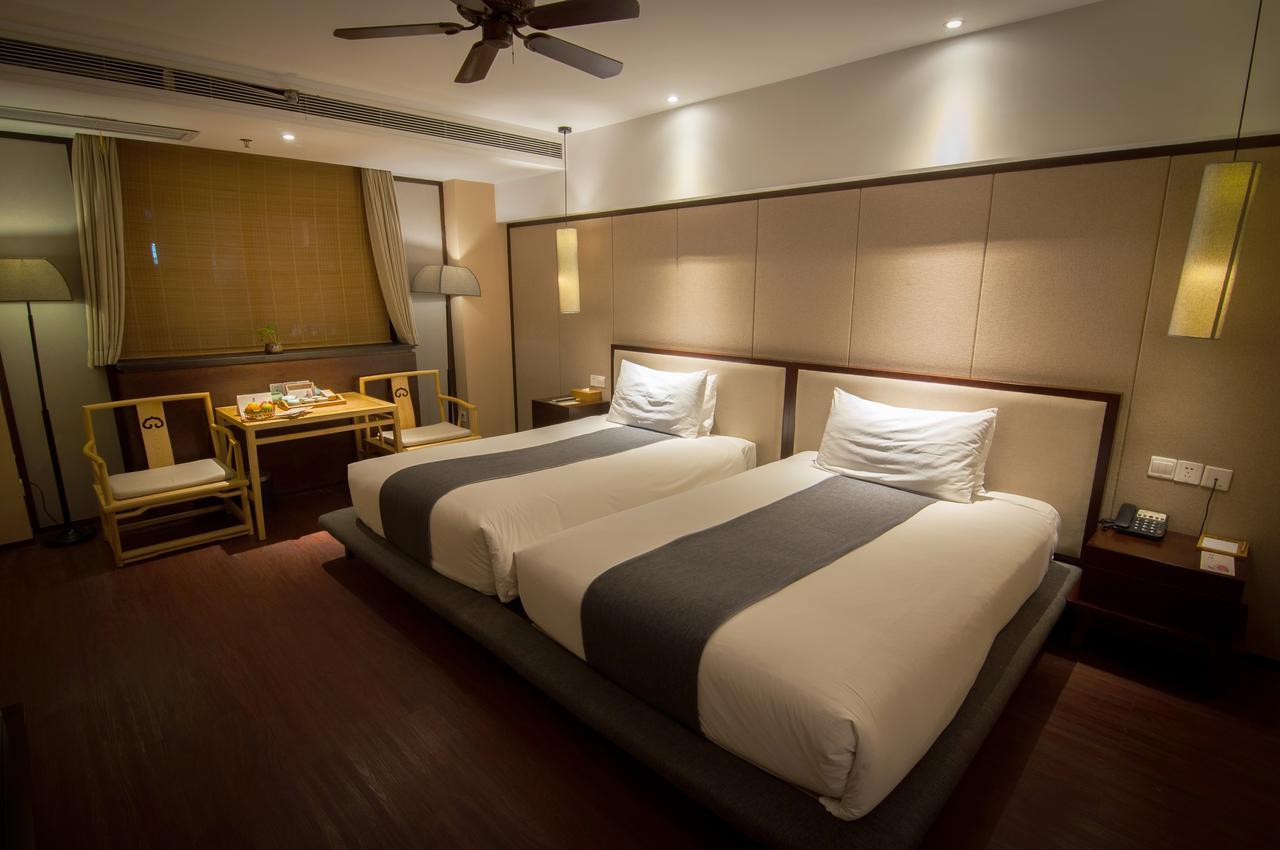 The Hotel Zen Urban Resort Чънду Екстериор снимка