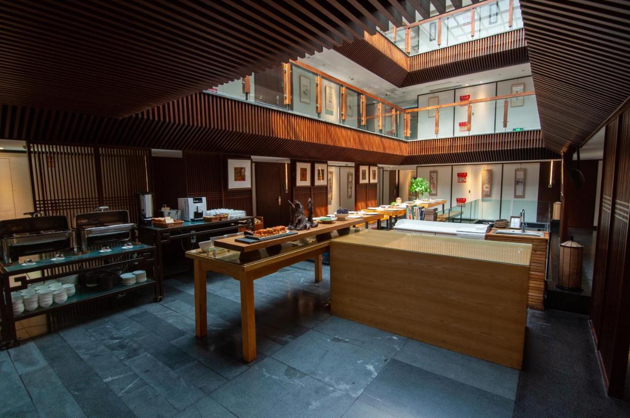 The Hotel Zen Urban Resort Чънду Екстериор снимка