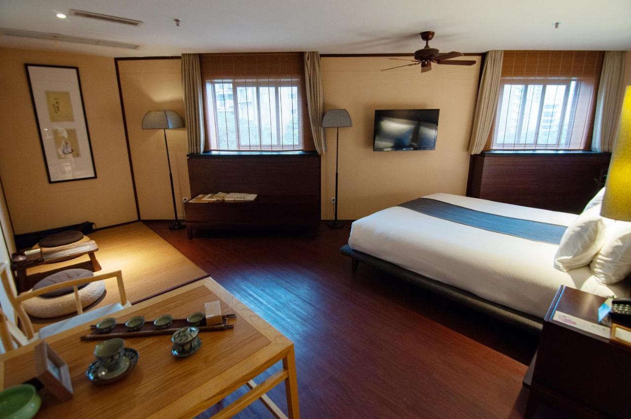 The Hotel Zen Urban Resort Чънду Екстериор снимка